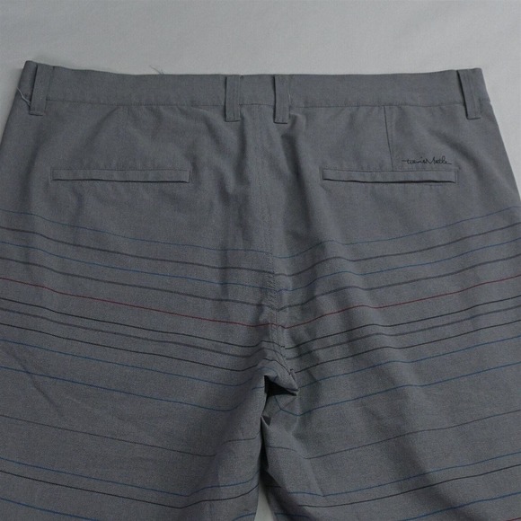 Travis Mathew 38 x 10" Light Gray Stripe Beck Tech Stretch Golf Shorts - Picture 6 of 7